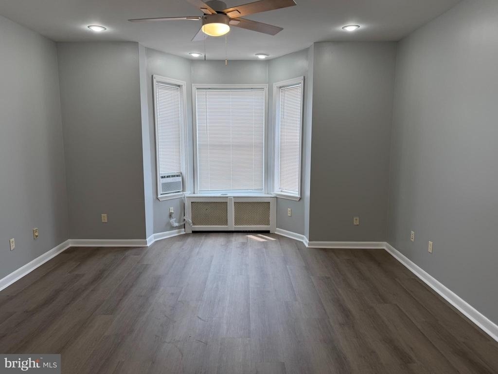 2516 S Broad Street - Photo 1