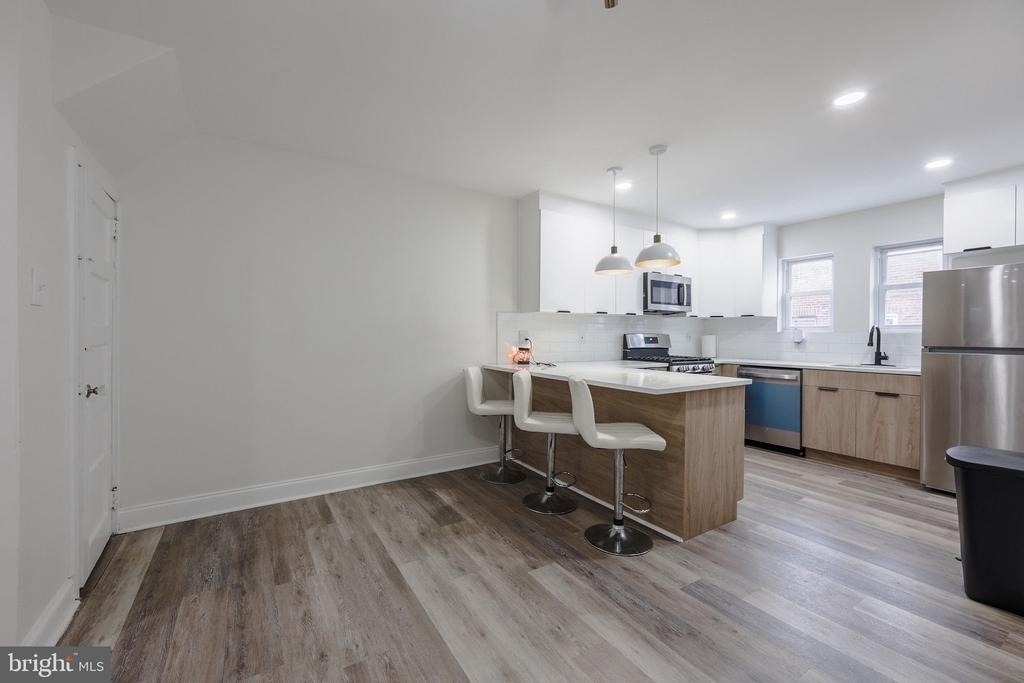 7710 Temple Road - Photo 2