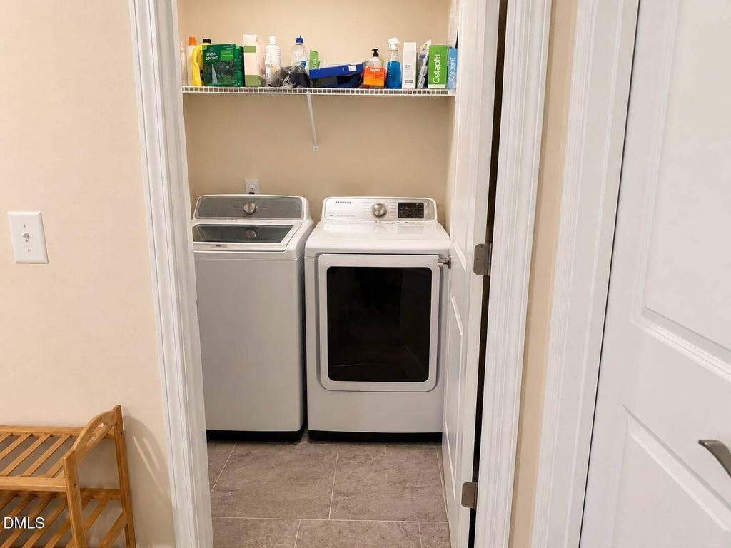 328 Villanova Drive - Photo 23