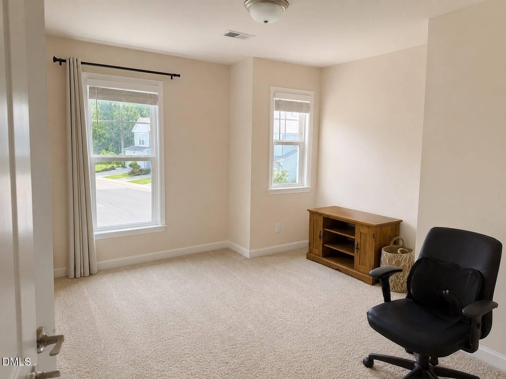 328 Villanova Drive - Photo 27