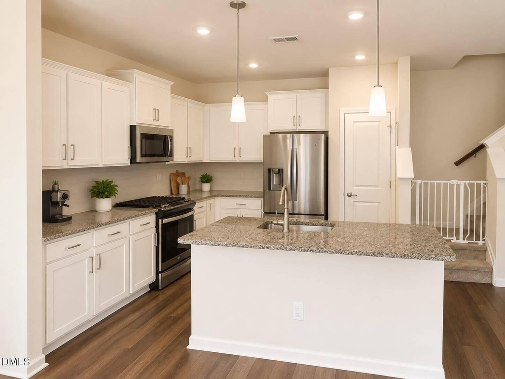 328 Villanova Drive - Photo 12