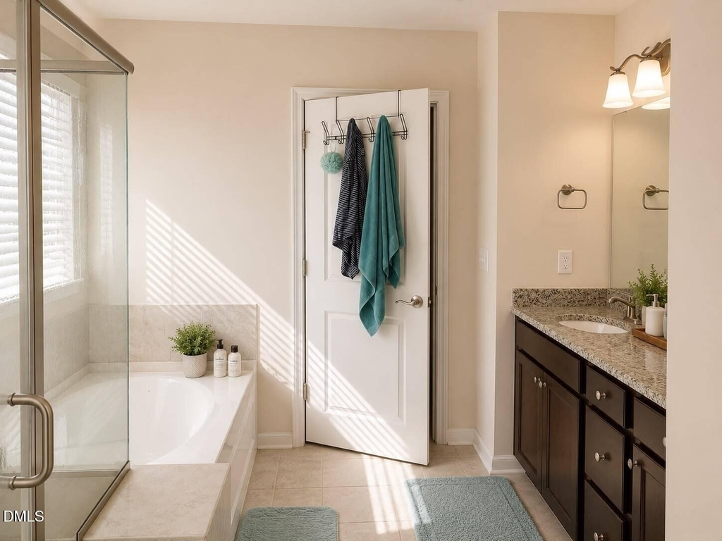 328 Villanova Drive - Photo 19