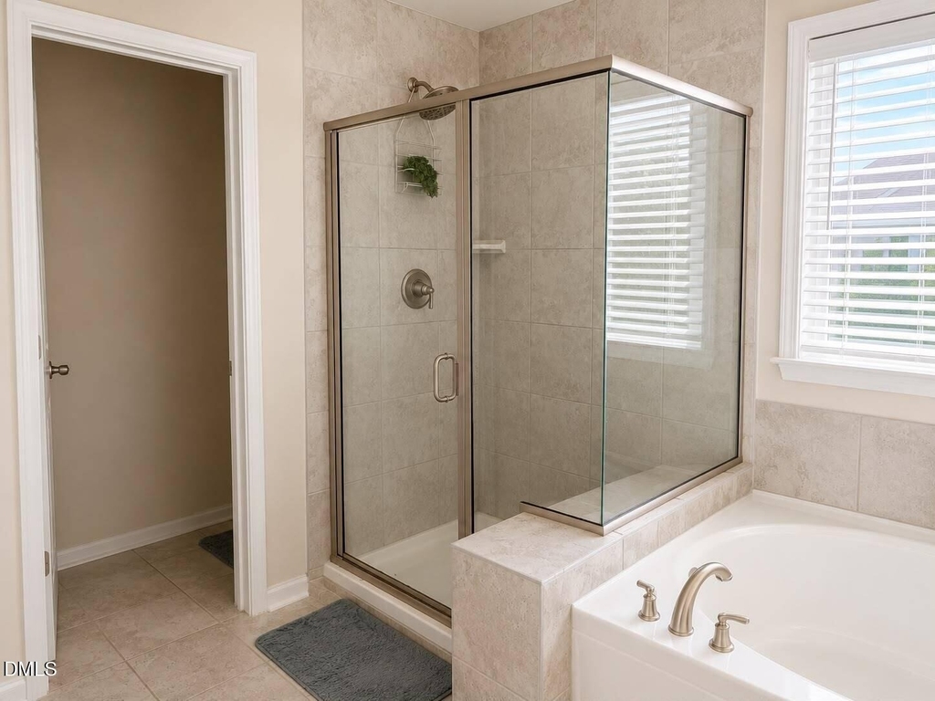 328 Villanova Drive - Photo 20