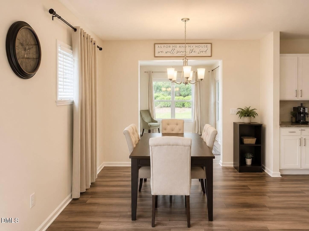 328 Villanova Drive - Photo 9