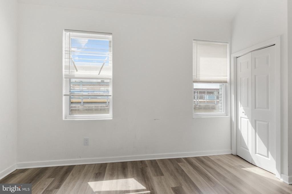 2550 Kensington Avenue - Photo 12