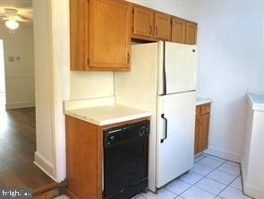 156 Grape Street - Photo 2
