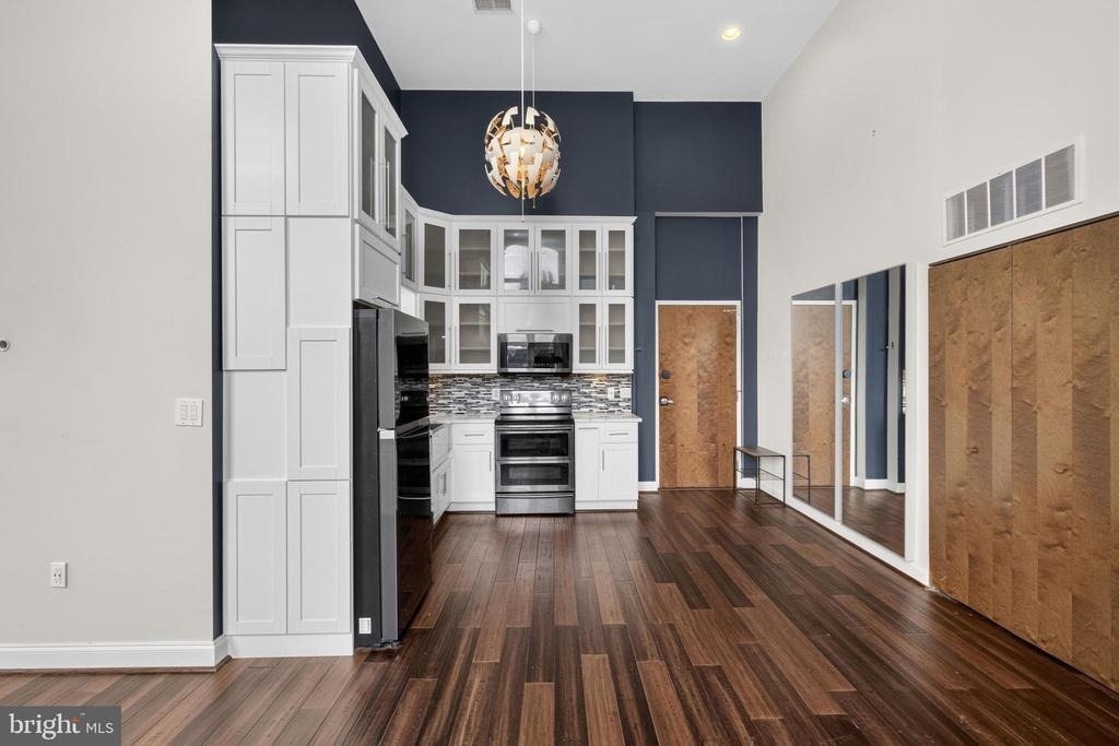 1001 Chestnut Street - Photo 7
