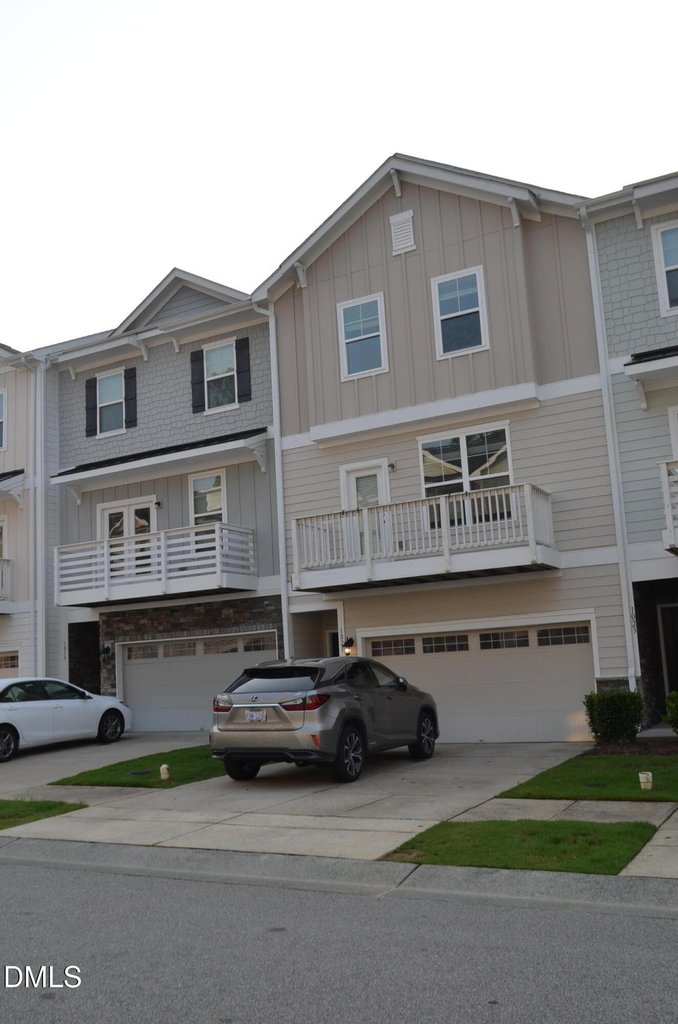 1021 Diamond Dove Lane - Photo 2