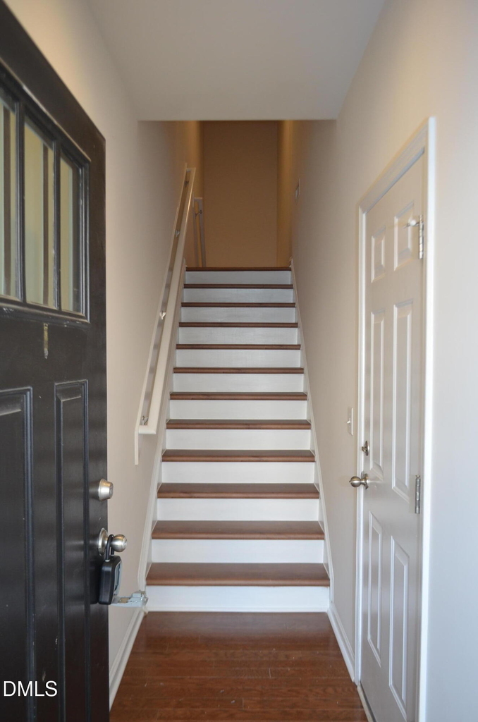1021 Diamond Dove Lane - Photo 5