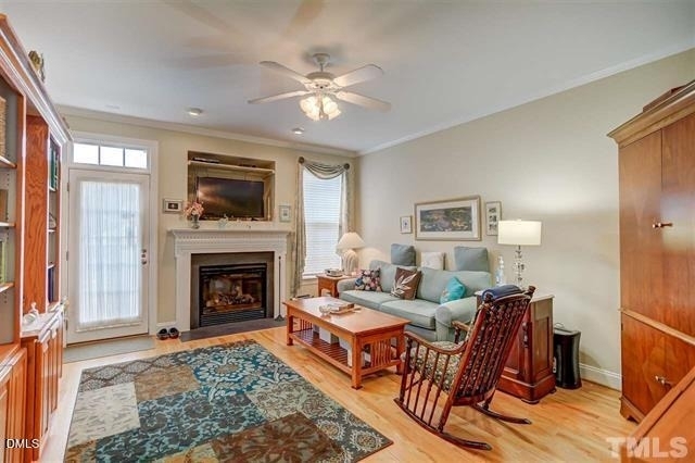 1109 Front Gate Lane - Photo 4