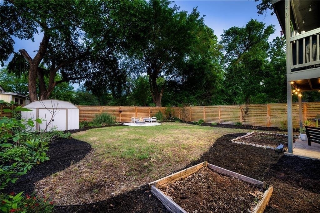 1119 Gunter St - Photo 8