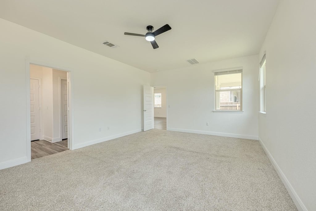 17813 Bassano Ave - Photo 10