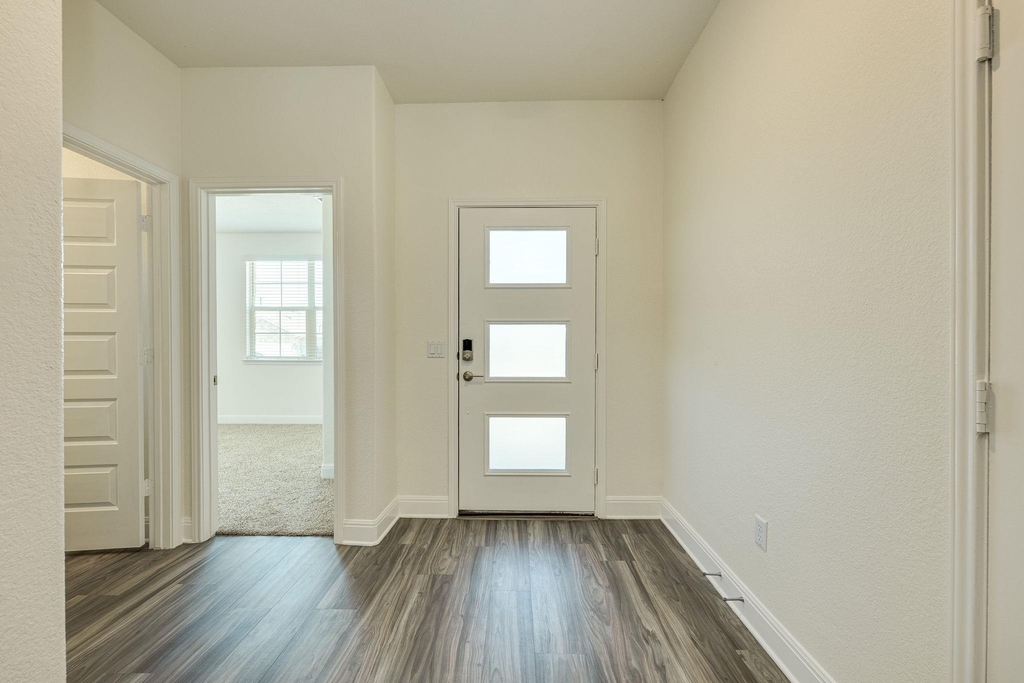 17813 Bassano Ave - Photo 24