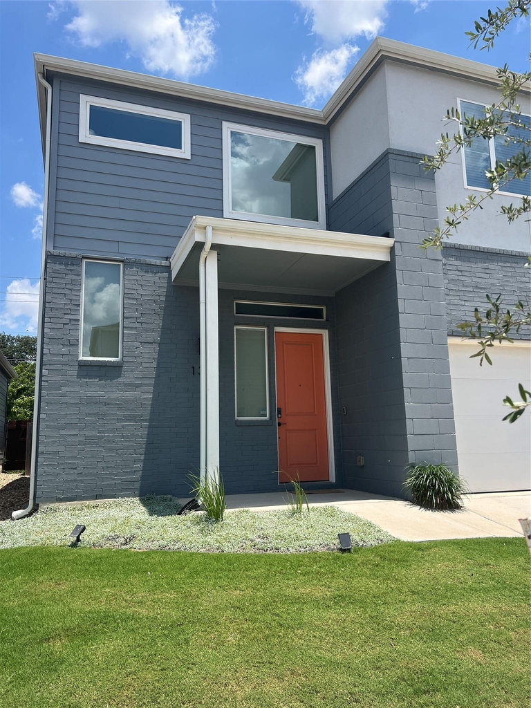 1302 Limelight Ln - Photo 1