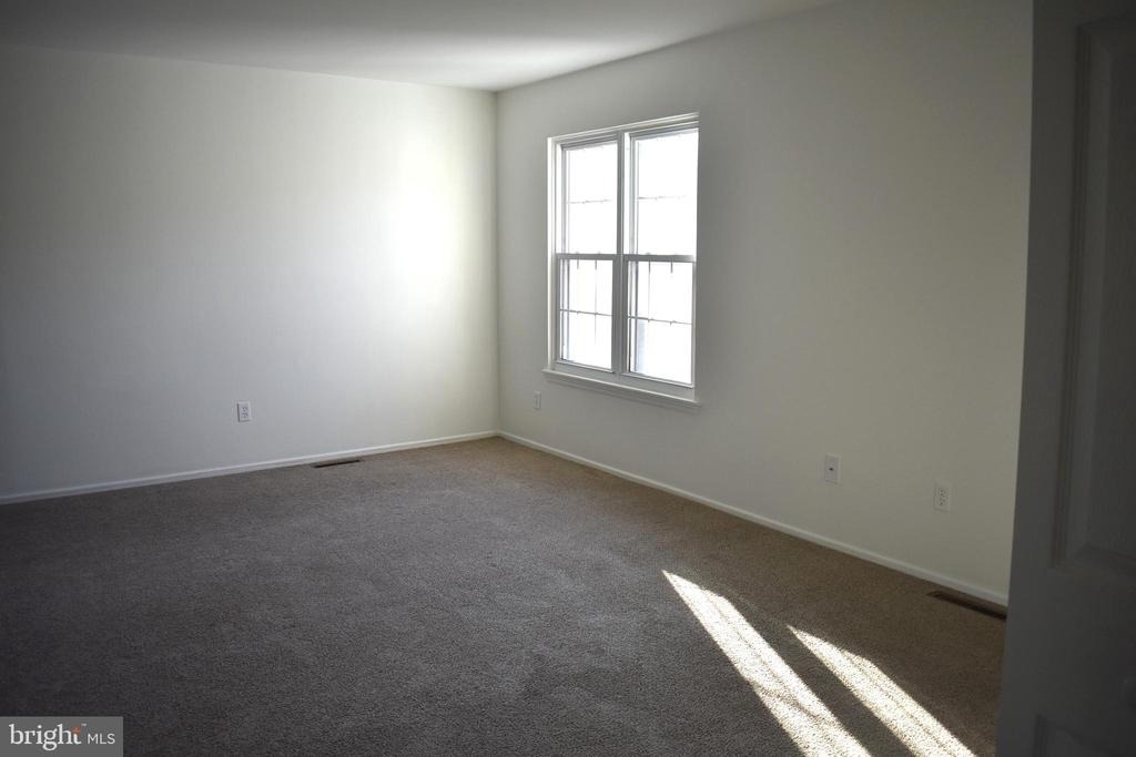 1604 Shenandoah Court - Photo 6