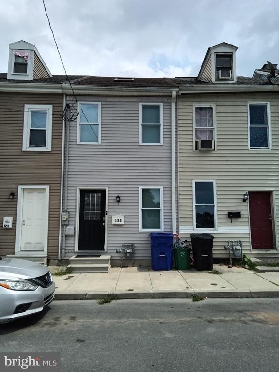 125 Bethel Street - Photo 0