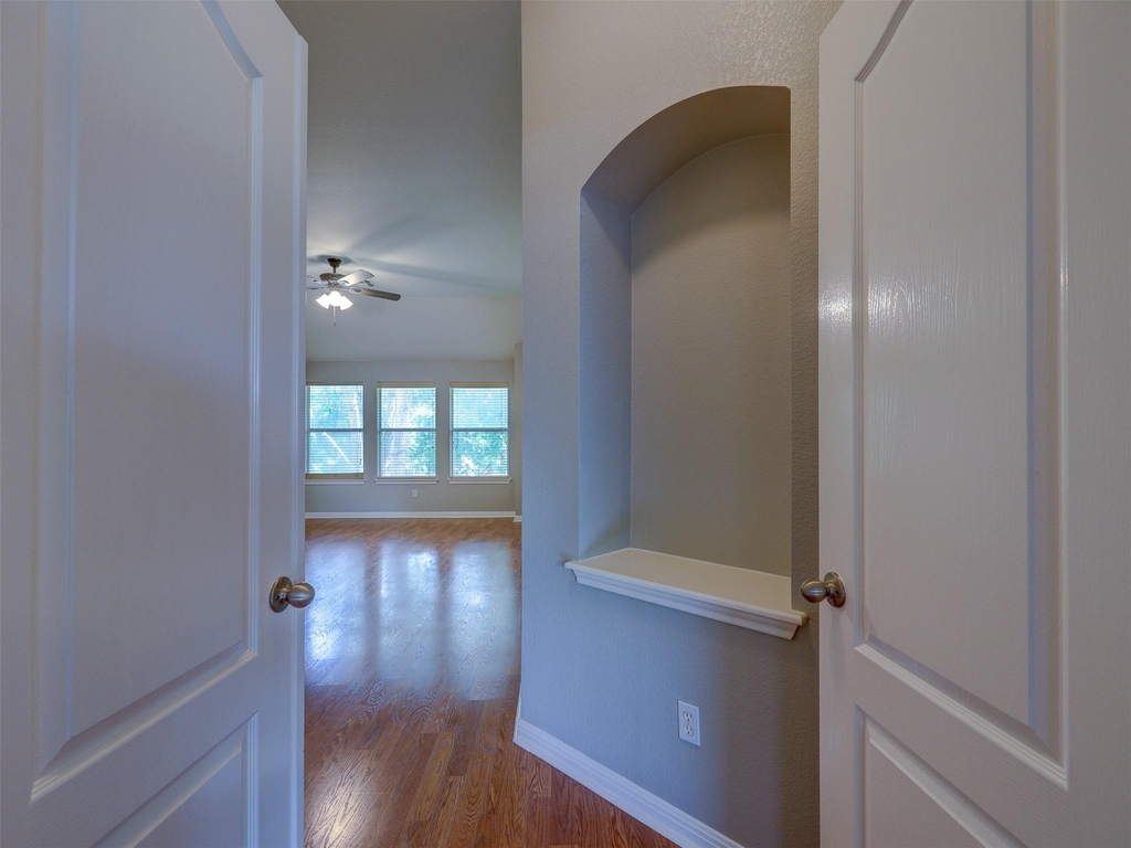 1554 Homewood Cir - Photo 29