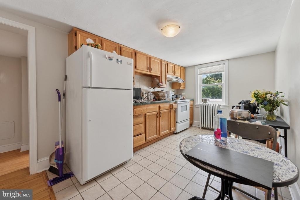 20 S Village Avenue - Photo 4