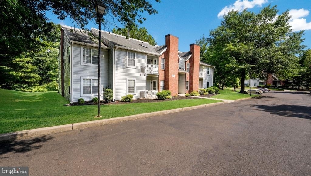 907 Diamond Drive - Photo 1