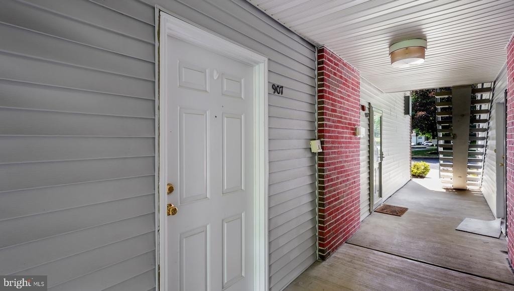 907 Diamond Drive - Photo 3