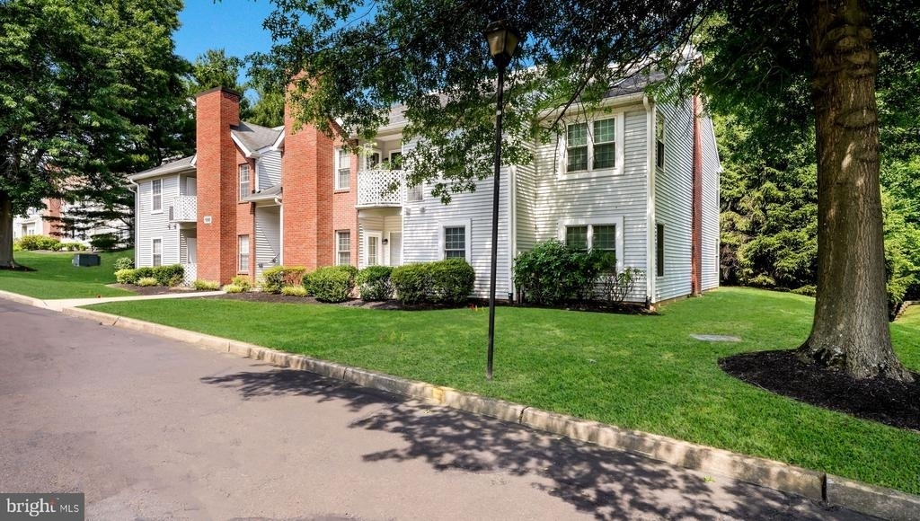 907 Diamond Drive - Photo 2