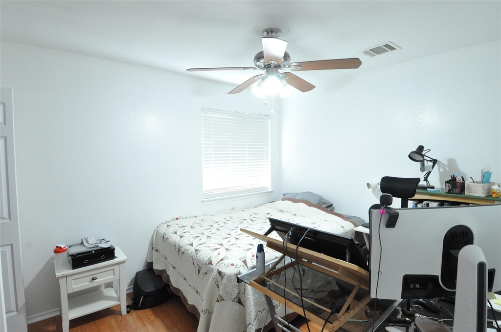 9902 Talleyran Dr - Photo 10