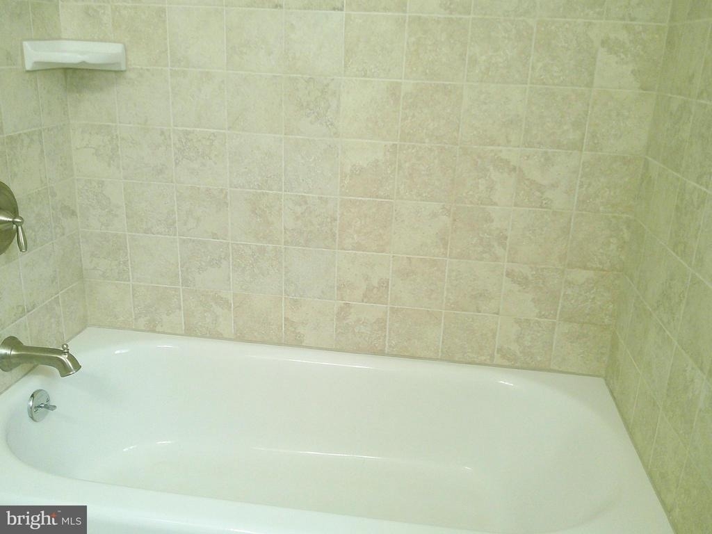 75 Montserrat Street - Photo 10