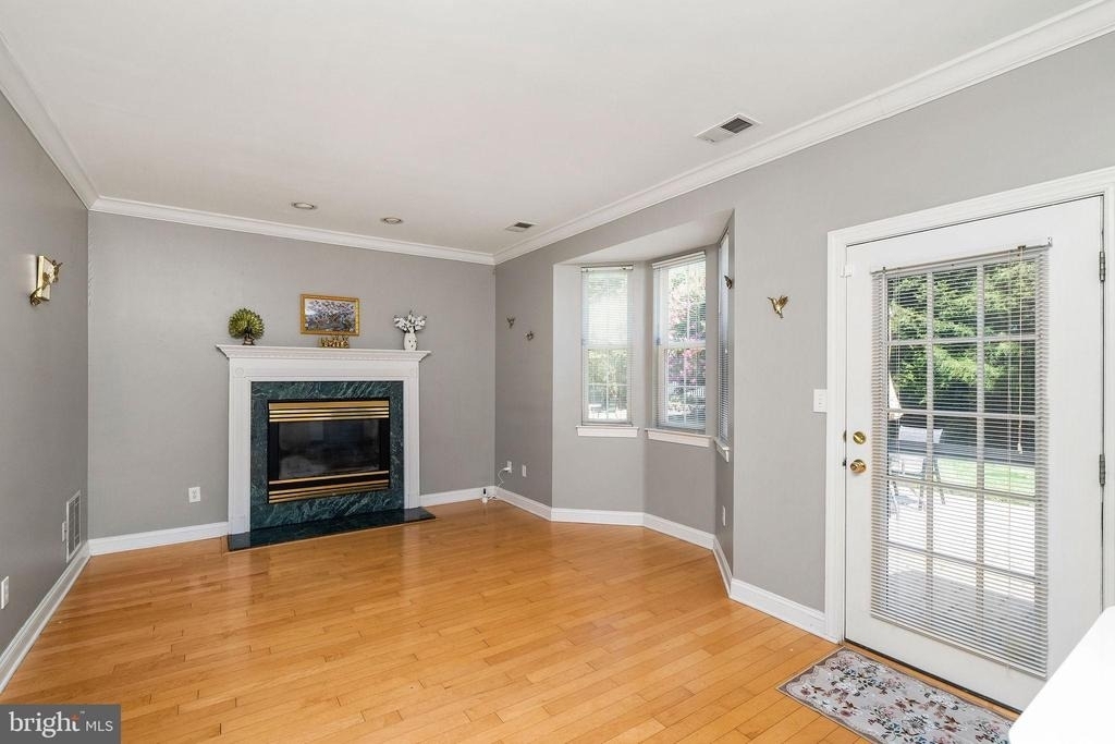 412 Denow Road - Photo 9