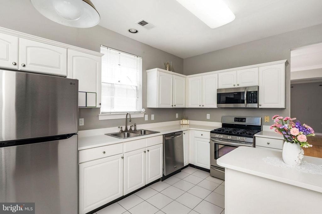 412 Denow Road - Photo 14