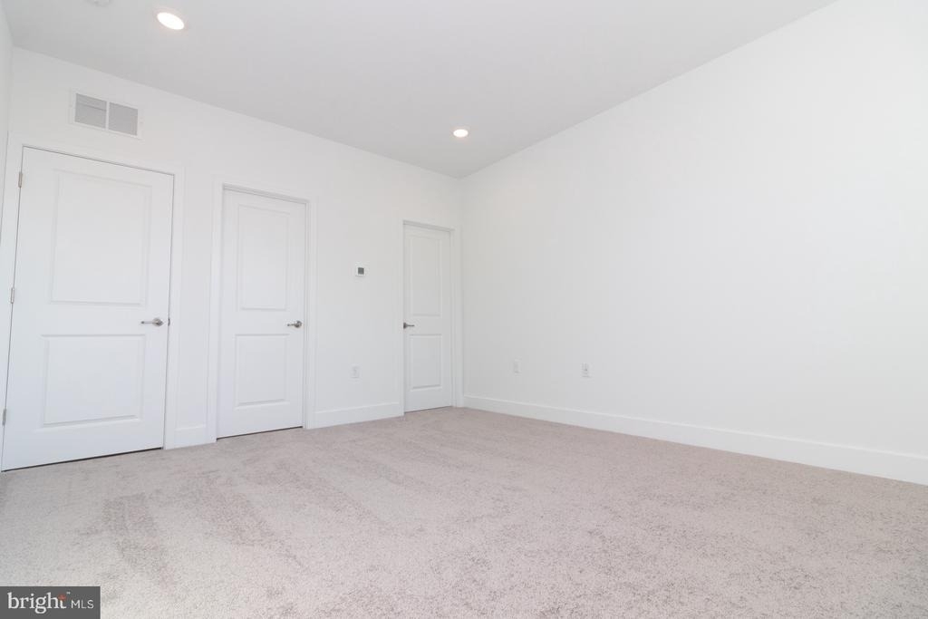 215 Lewis Fisher Drive - Photo 24