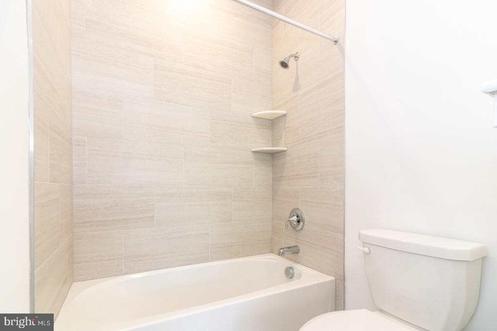 215 Lewis Fisher Drive - Photo 32