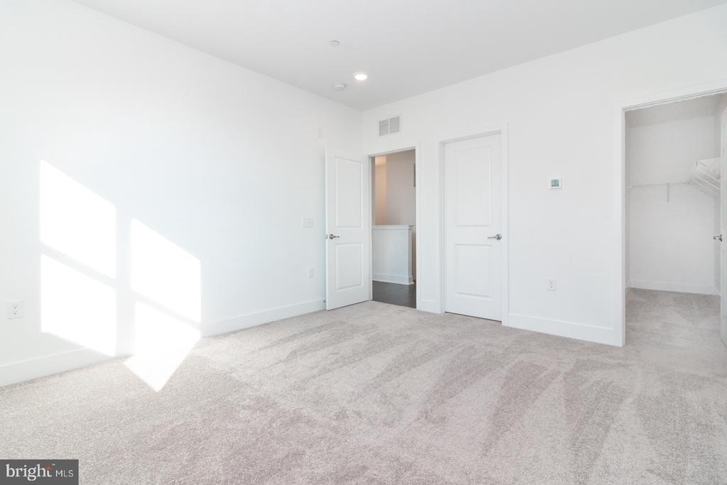 215 Lewis Fisher Drive - Photo 23