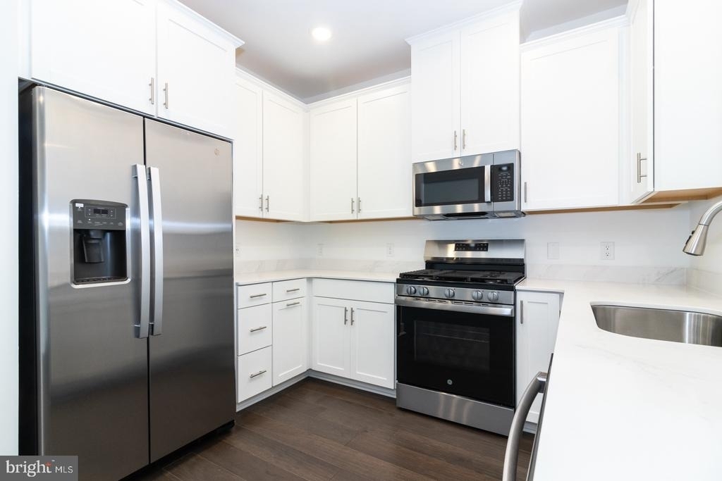 215 Lewis Fisher Drive - Photo 10