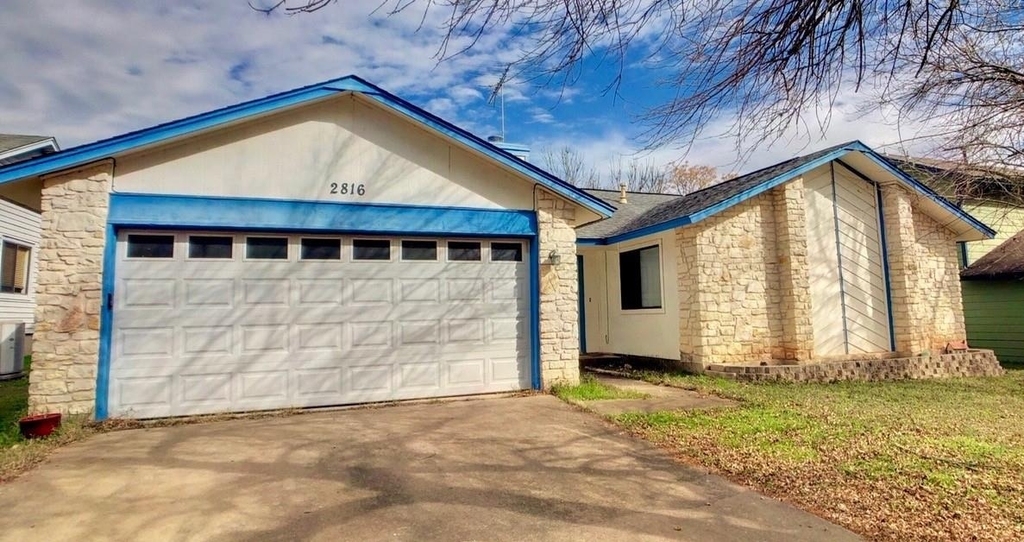 2816 Norfolk Dr - Photo 0