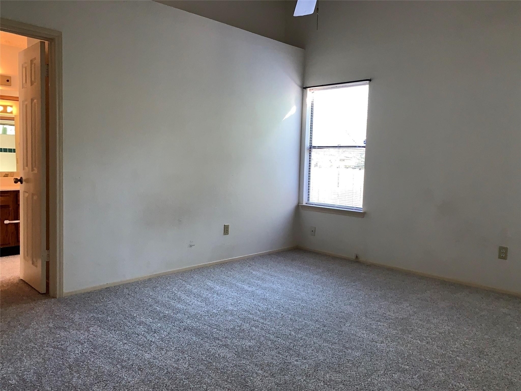 2816 Norfolk Dr - Photo 9