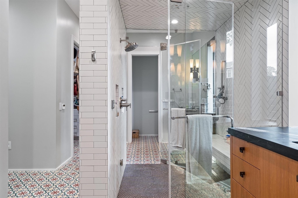 1175 San Bernard St - Photo 14