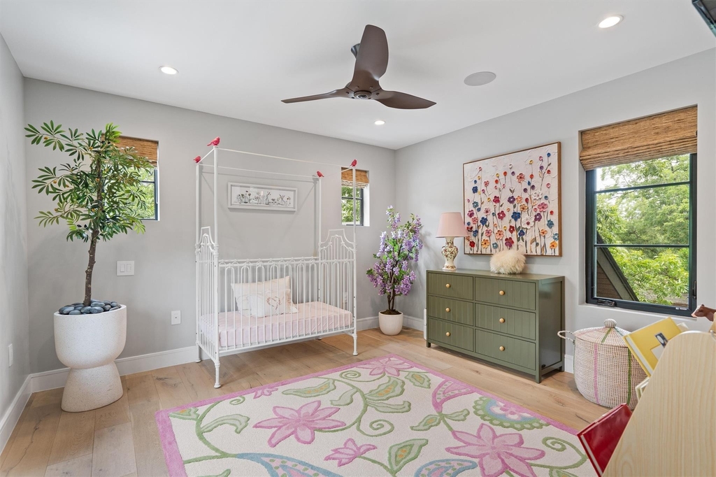 1175 San Bernard St - Photo 17