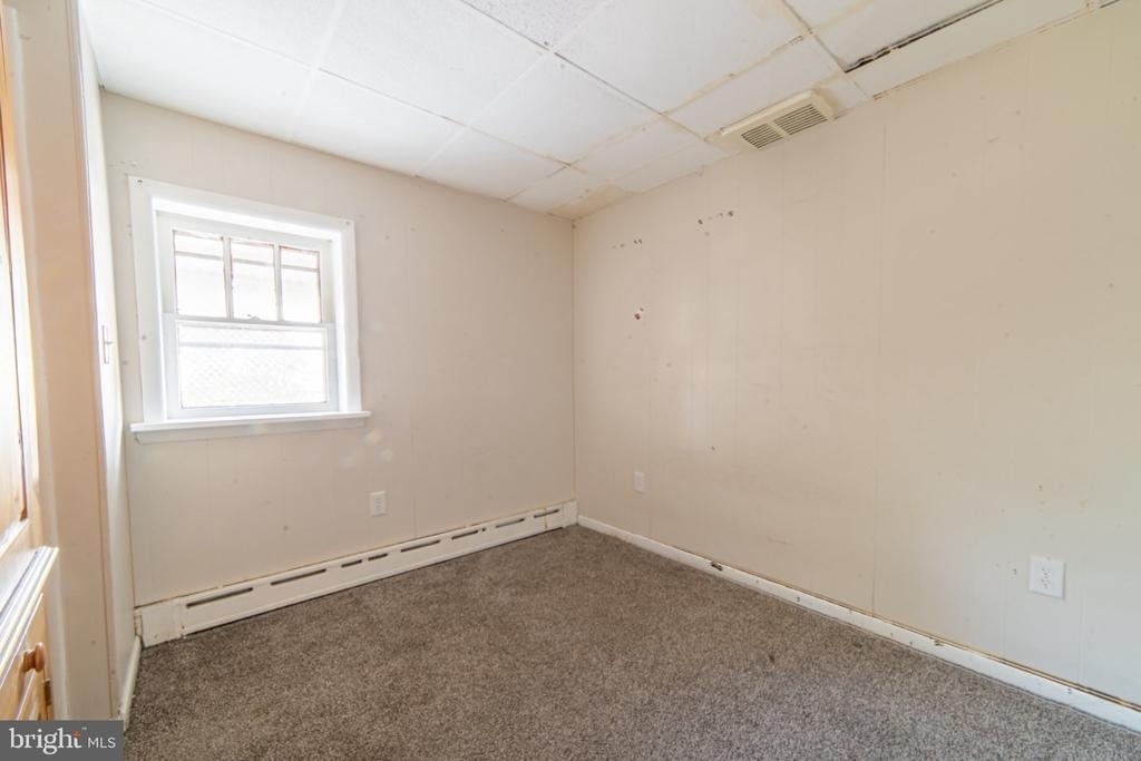 107 Atlantic Street - Photo 8