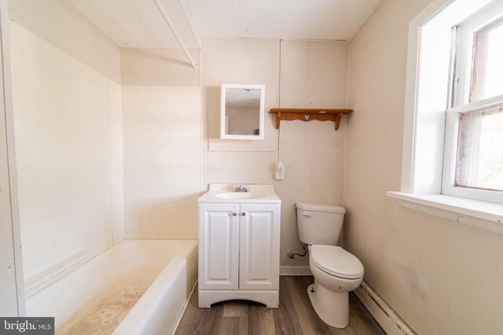 107 Atlantic Street - Photo 10