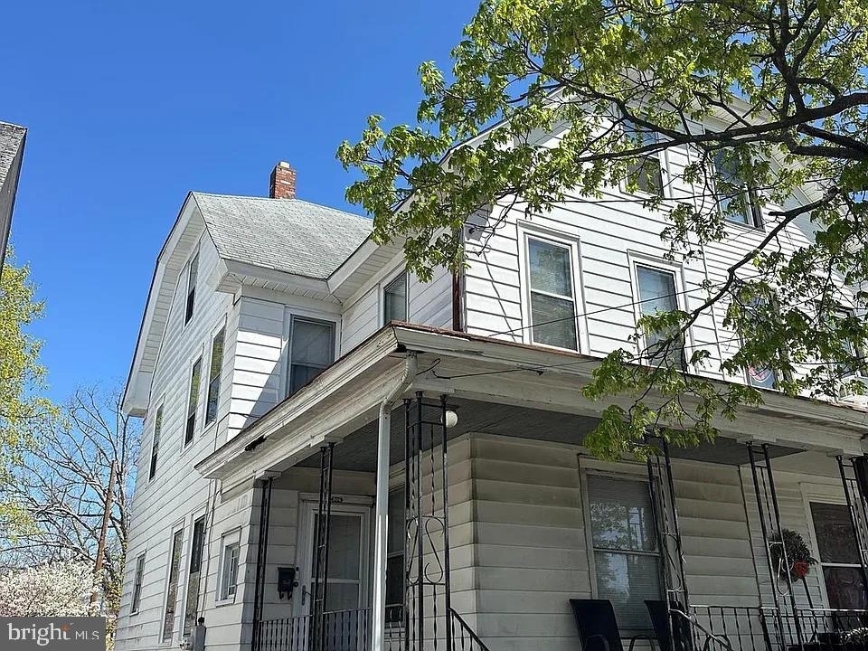 306 W Main Street W - Photo 0