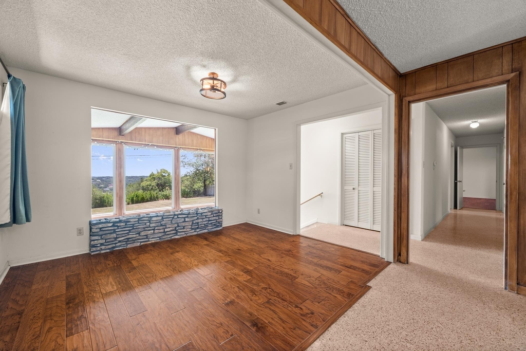 6501 Mesa Dr - Photo 4