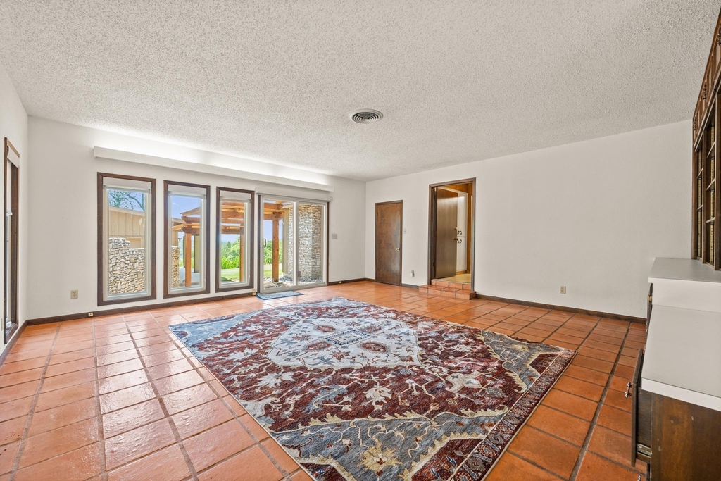 6501 Mesa Dr - Photo 14