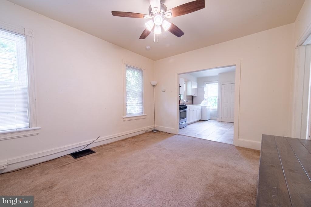 920 Cinnaminson Avenue - Photo 4