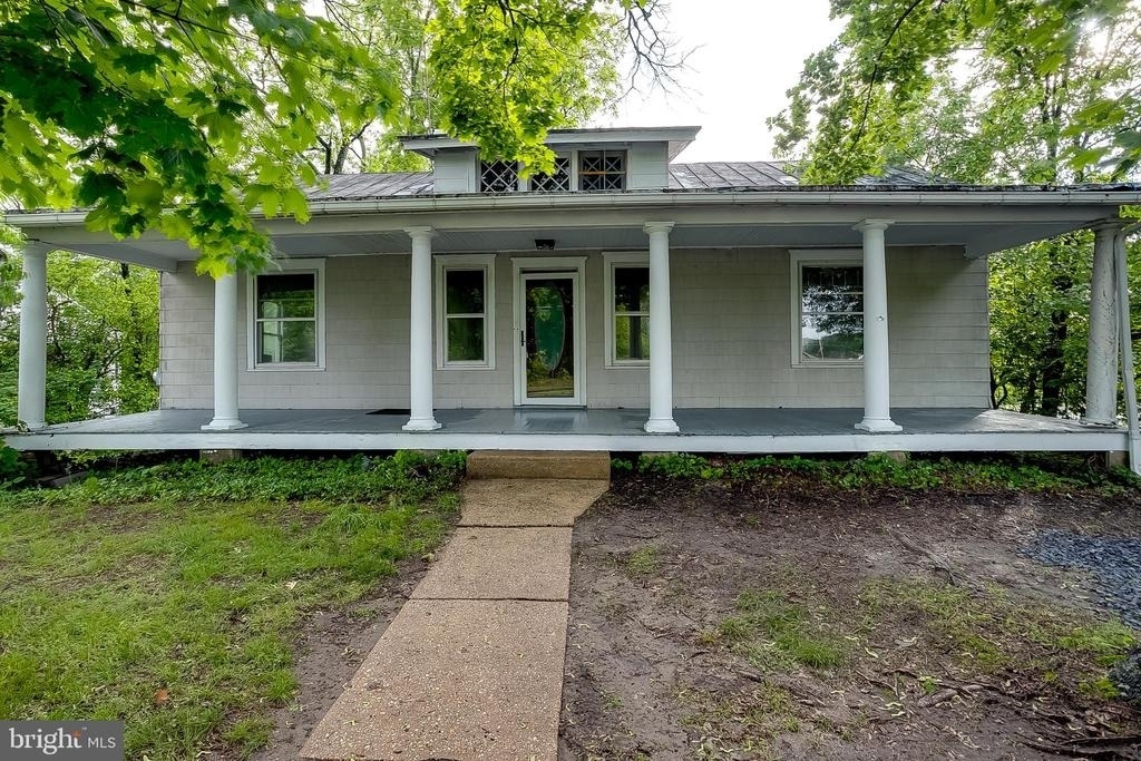 422 Lumberton Road - Photo 0