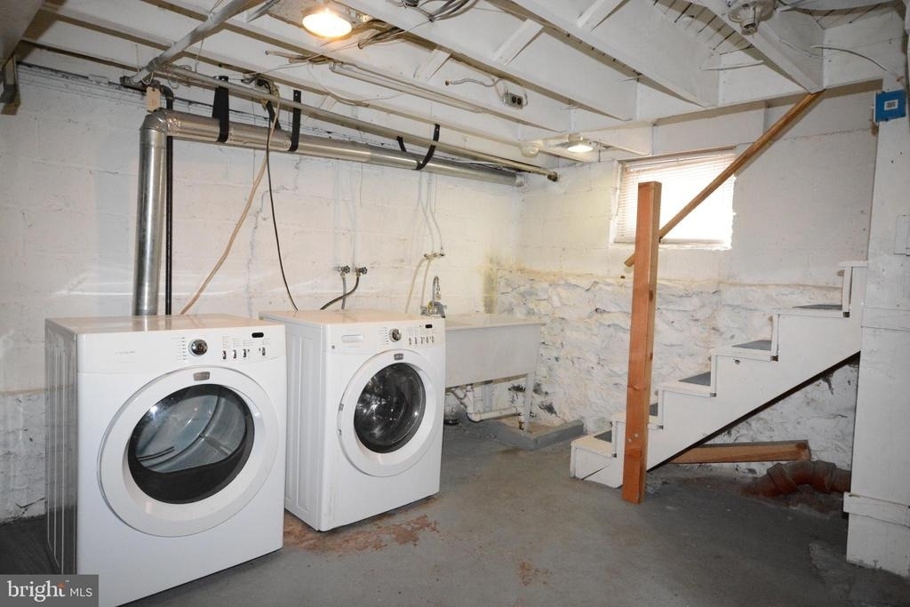 623 Guilford Avenue - Photo 21