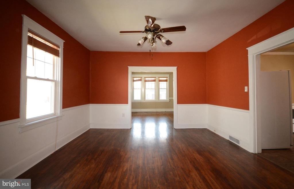623 Guilford Avenue - Photo 9