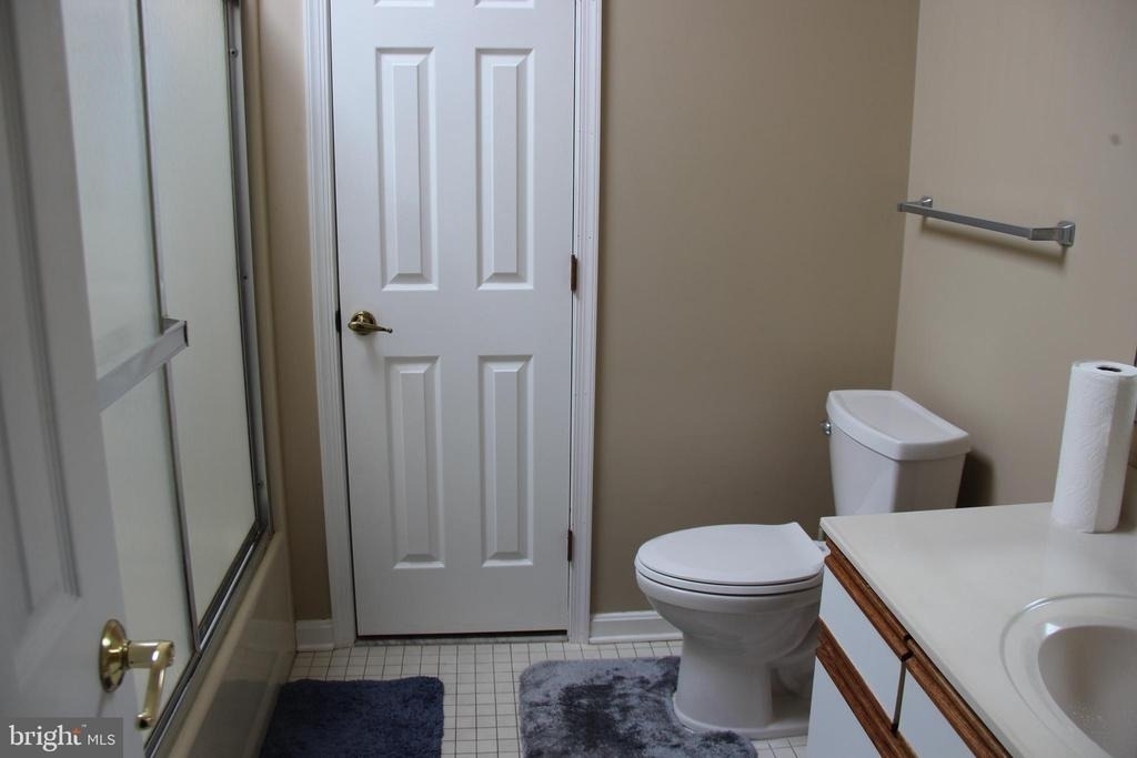 48070 Mayflower Drive - Photo 24