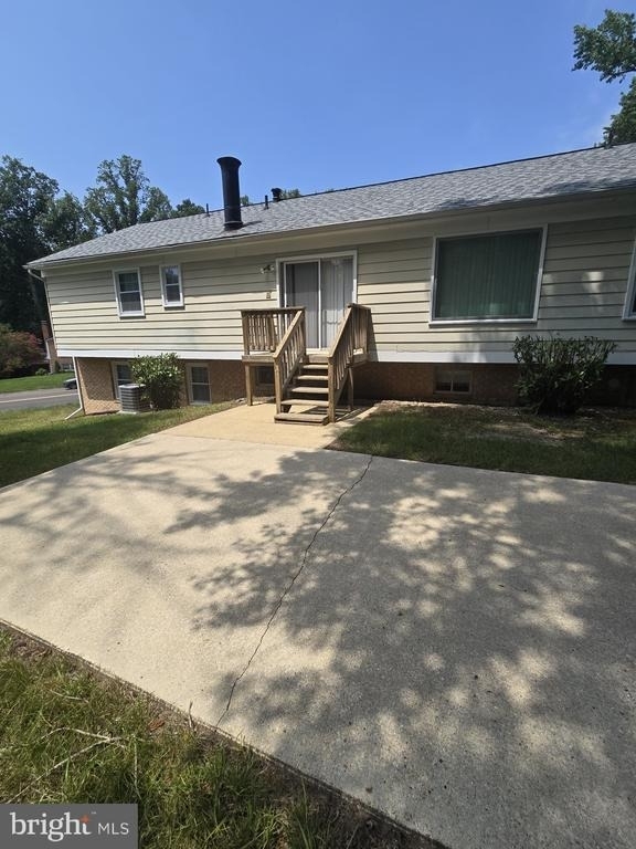 11710 North Marlton Avenue - Photo 2