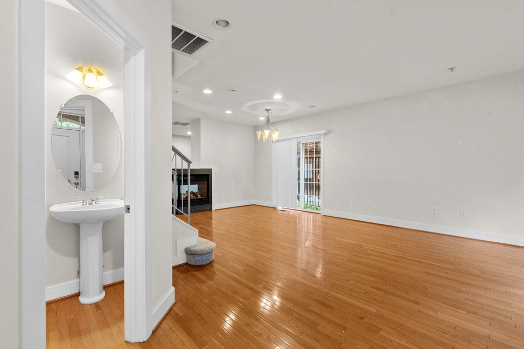9625 Milestone Way - Photo 4