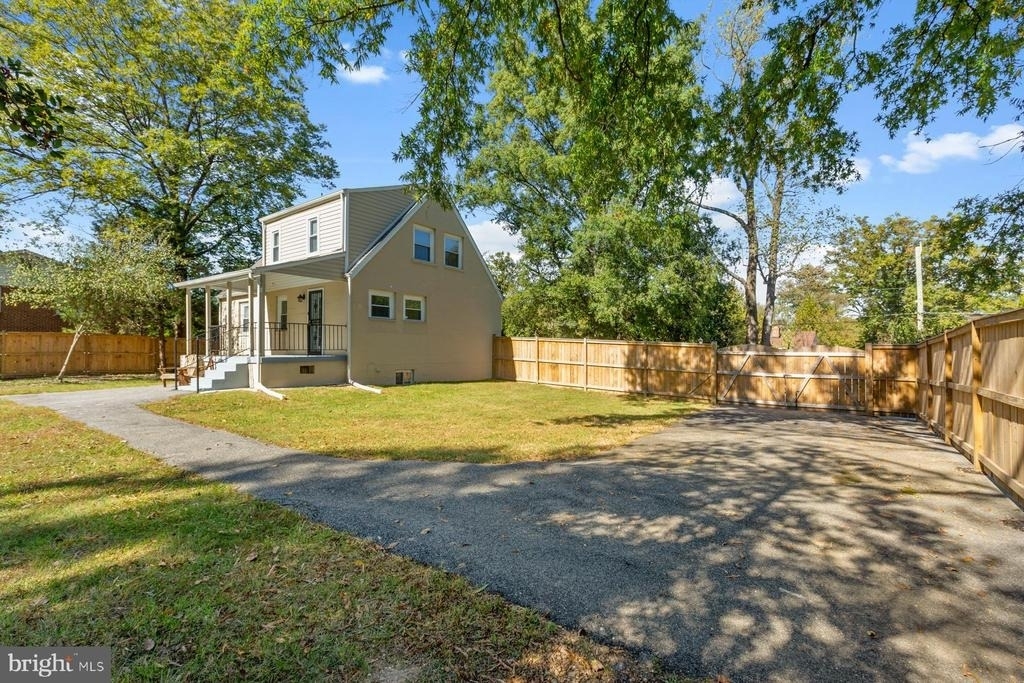 6903 Friendship Road - Photo 39